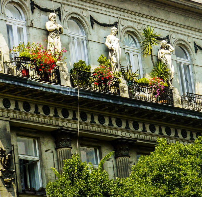 UP Hotel Budapest - szomszédság