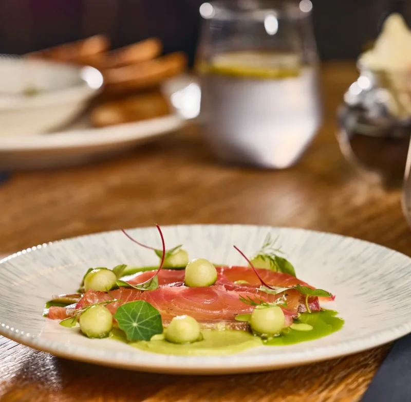 SALMON GRAVLAX